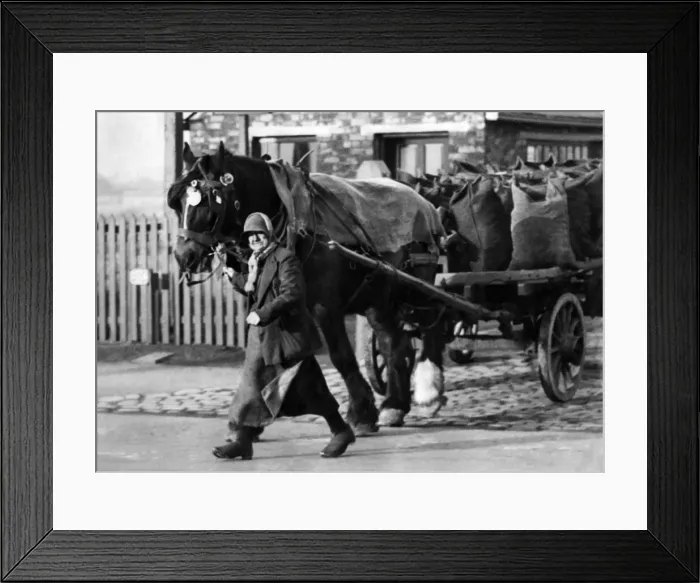 Framed Print : Miss Hannah Turner of Shevington near Wigan, with her horse Framed Print : Miss Hannah Turner of Shevington near Wigan, with her horse