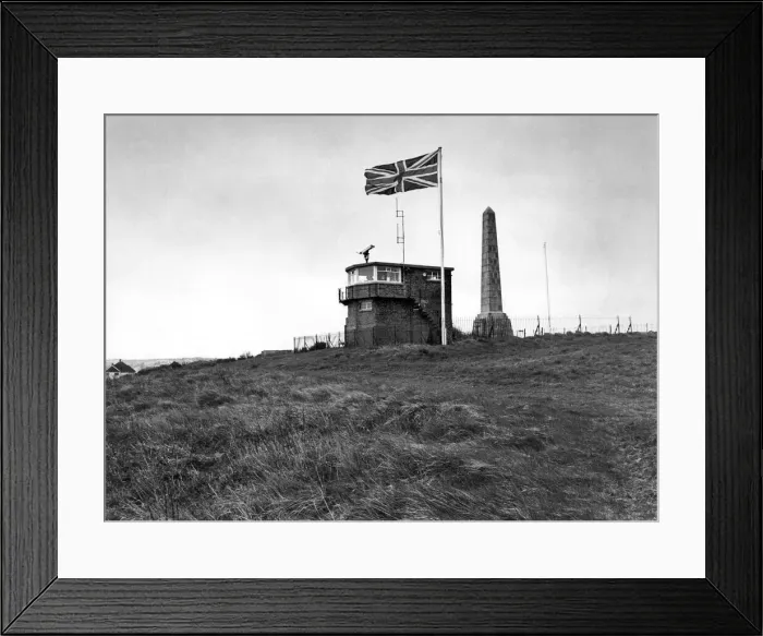 Framed Print : St. Margarets Bay coastguard station on the Kent coast Framed Print : St. Margarets Bay coastguard station on the Kent coast
