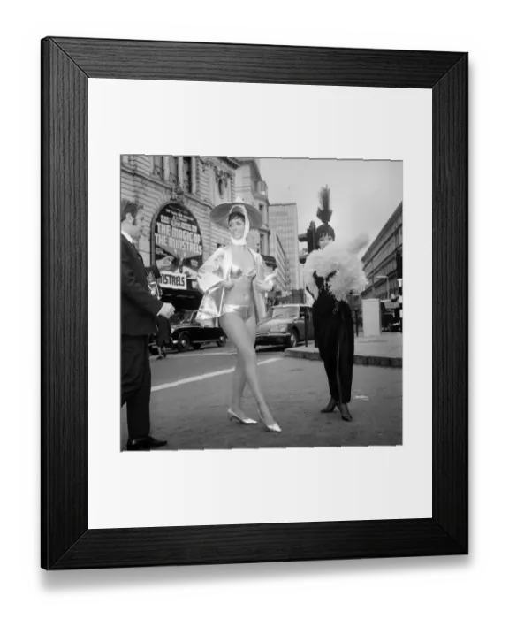 Framed Print : The Magic of the Minstrels'new show opens at the Victoria Palace