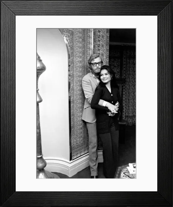 Framed Print : Actor Michael Caine pictured at his home in Grosvenor Square