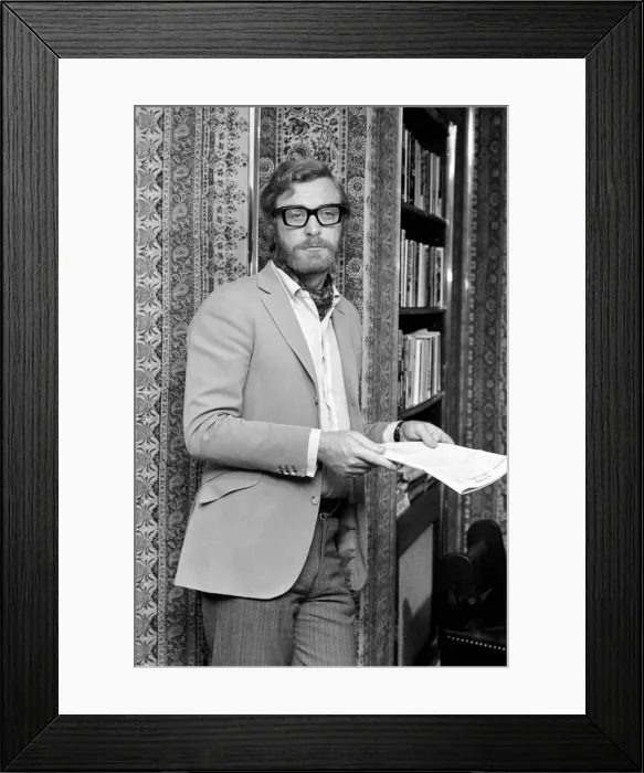 Framed Print : Actor Michael Caine pictured at his home in Grosvenor Square Framed Print : Actor Michael Caine pictured at his home in Grosvenor Square