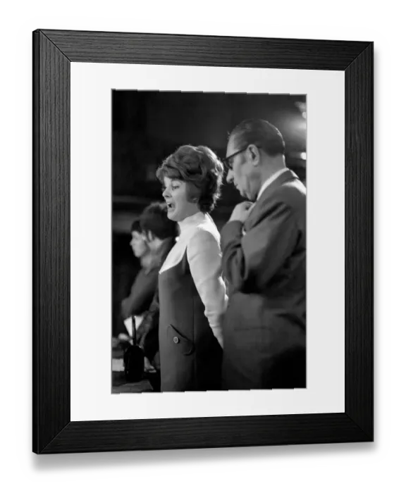 Framed Print : Scottish singer Moira Anderson at the London Palladium during the Royal Variety show