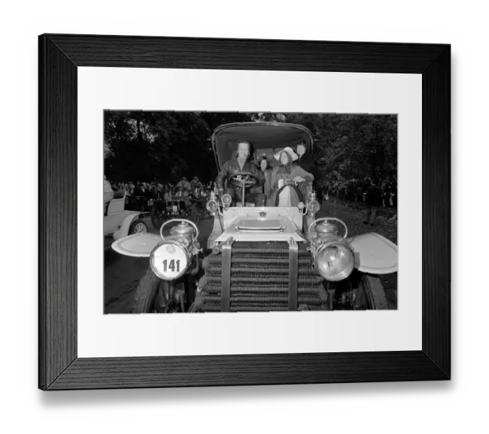 Framed Print : This years Veteran car rally to Brighton started at London