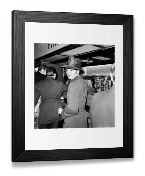 Framed Print : Mrs. Zamira Tsong, daughter of violinist Yehudi Menuhin