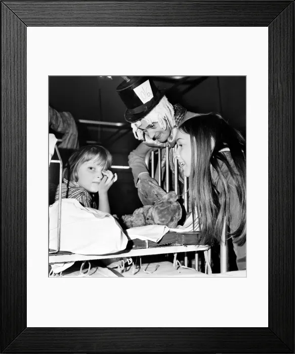 Framed Print : Children of Booth Hall Hospital meet character from Alice in Wonderland: Janet Harrop, 5 Framed Print : Children of Booth Hall Hospital meet character from Alice in Wonderland: Janet Harrop, 5