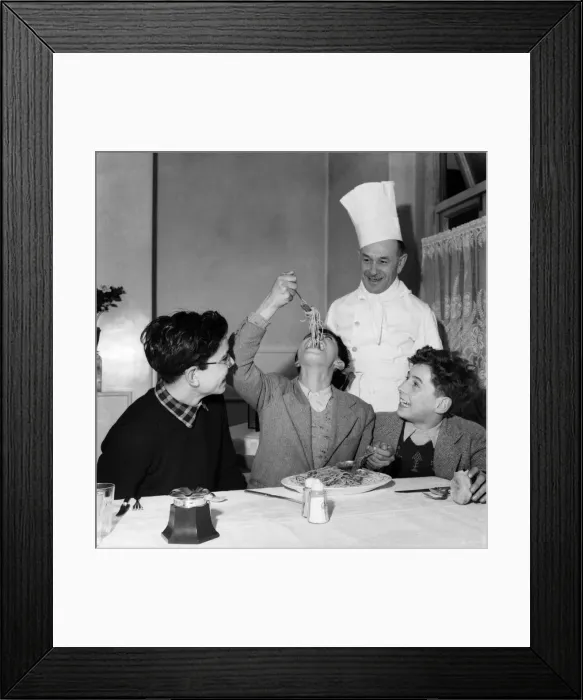 Framed Print : Australian, Italian and French boys visit England. February 1953 D864-001