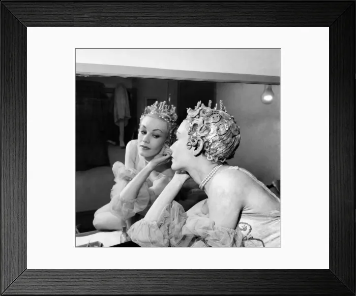 Framed Print : Ballet Dancer Belinda wright in her dressing room. April 1953 D2112-001 Framed Print : Ballet Dancer Belinda wright in her dressing room. April 1953 D2112-001
