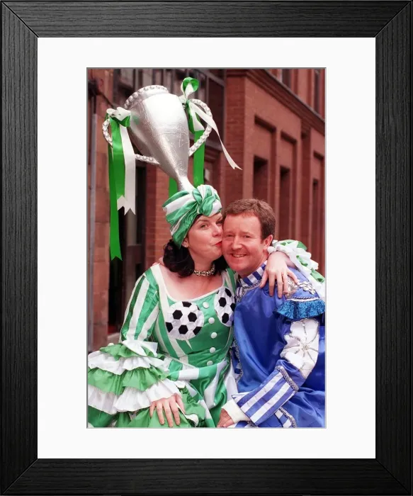 Framed Print : Actress Elaine C Smith and actor Jonathan Watson May 1998 wearing Rangers