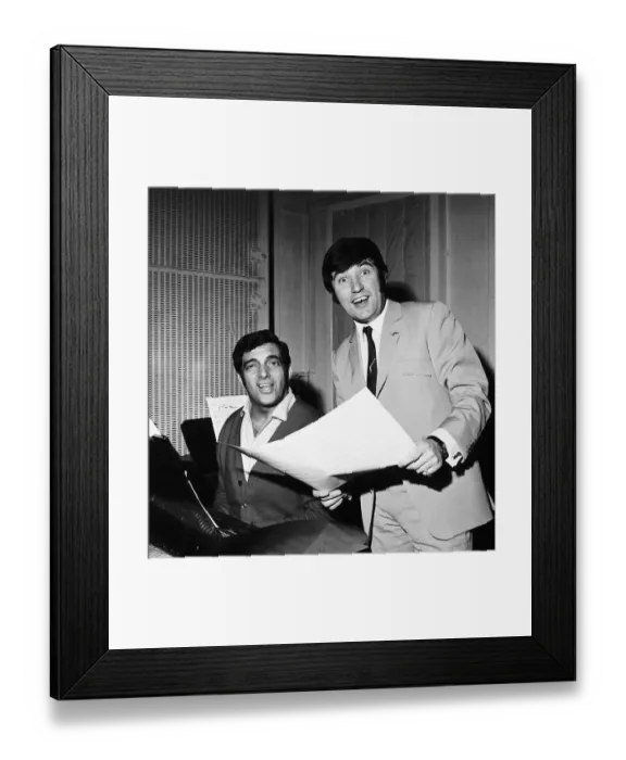 Framed Print : Jimmy Tarbuck Comedian & Presenter with Frankie Vaughan Singer Framed Print : Jimmy Tarbuck Comedian & Presenter with Frankie Vaughan Singer