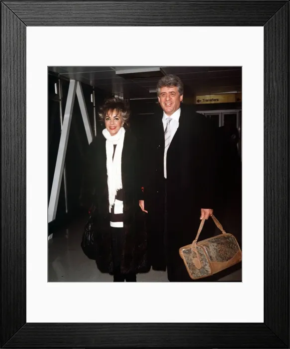Framed Print : Elizabeth Taylor Jan 1985 with Dennis Stein At LAP 16