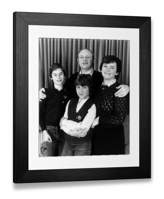 Framed Print : Neil Kinnock - Labour MP with wife Glenys, Oct 1983 and daughter Rachel Framed Print : Neil Kinnock - Labour MP with wife Glenys, Oct 1983 and daughter Rachel