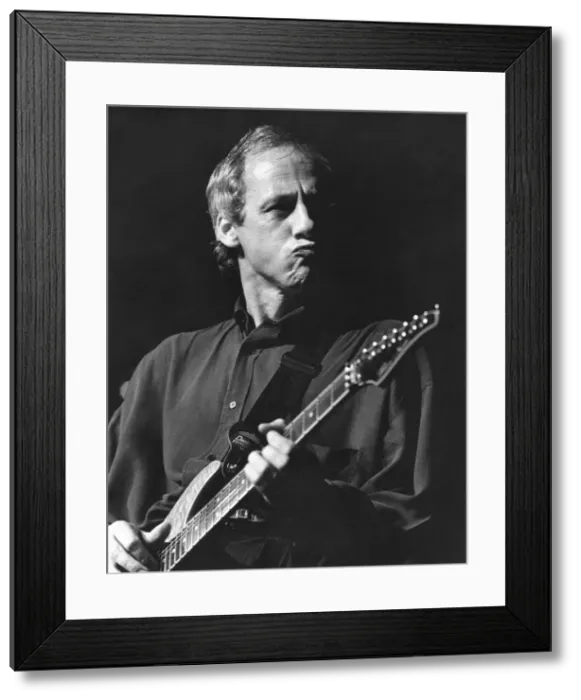Framed Print : Mark Knopfler leads his supergroup Dire Straits infront of just 700 people at the Mayfair Framed Print : Mark Knopfler leads his supergroup Dire Straits infront of just 700 people at the Mayfair
