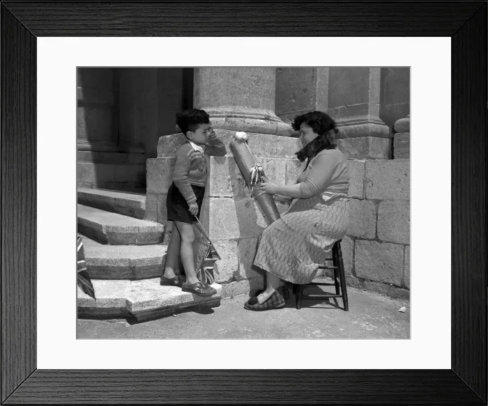 Framed Print : Tinkers in Malta 1954 Mrs Eucaristica Borg photographed as she works in Framed Print : Tinkers in Malta 1954 Mrs Eucaristica Borg photographed as she works in