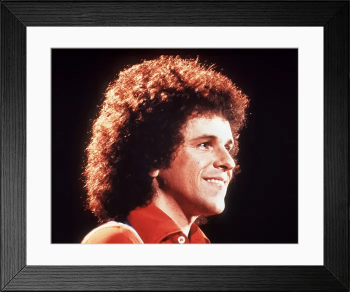 Framed Print : Leo Sayer singer 1978 Framed Print : Leo Sayer singer 1978