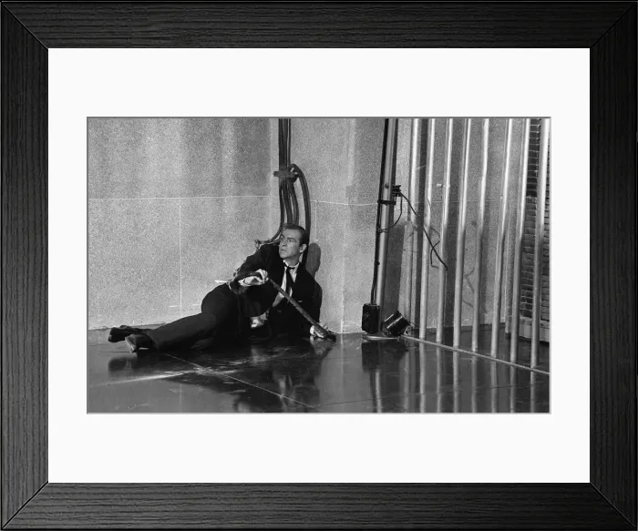 Framed Print : Film Goldfinger 1964 Sean Connery as James Bond 007 electrocutes Goldfinger Framed Print : Film Goldfinger 1964 Sean Connery as James Bond 007 electrocutes Goldfinger