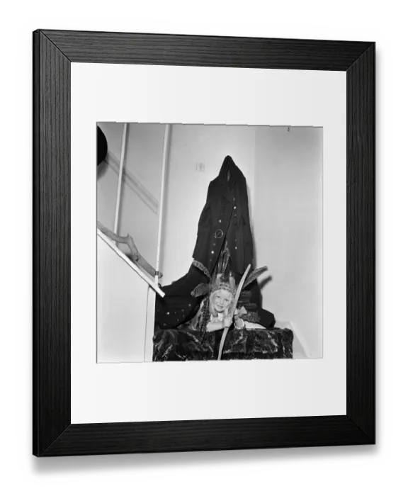 Framed Print : Clothing fashion. Model Ann Coates wearing a maxi coat. December 1969 Z11860-004 Framed Print : Clothing fashion. Model Ann Coates wearing a maxi coat. December 1969 Z11860-004