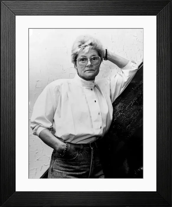 Framed Print : Vivian Nicholson 25 years on from her pools win 27 / 9 / 86 *** Local Caption Framed Print : Vivian Nicholson 25 years on from her pools win 27 / 9 / 86 *** Local Caption