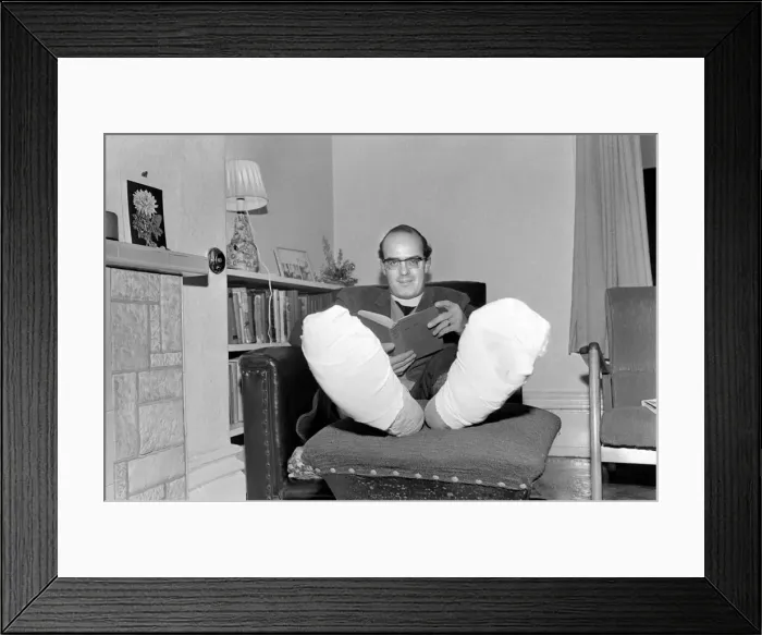 Framed Print : The Reverend Jim Smith vicar of Holy Trinity, Parkfield, Middleton, Lands. Mr Framed Print : The Reverend Jim Smith vicar of Holy Trinity, Parkfield, Middleton, Lands. Mr