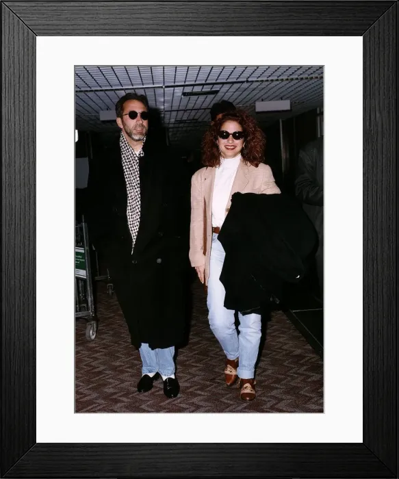 Framed Print : Gloria Estefan and husband Emilio at London airport Framed Print : Gloria Estefan and husband Emilio at London airport