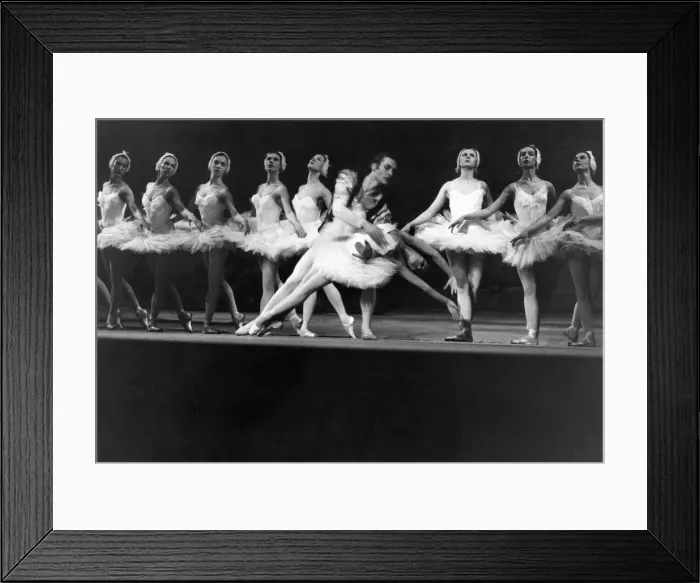 Framed Print : The Bolshoi Ballet companys production of Swan Lake at the London Coliseum - Natalia