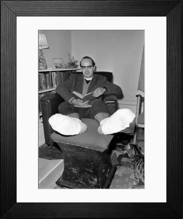 Framed Print : The Rev Jim Smith vicar of Holy Trinity, Parkfield, Middleton, Lands. Mr