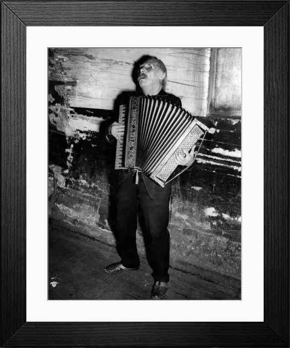 Framed Print : Busker Gus Andrews. Gus was once a famous British actor - he is still a great showman Framed Print : Busker Gus Andrews. Gus was once a famous British actor - he is still a great showman