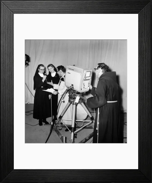 Framed Print : Religion Nuns Humour: The singing sisters from the Daughters of Jesus'Convent Framed Print : Religion Nuns Humour: The singing sisters from the Daughters of Jesus'Convent