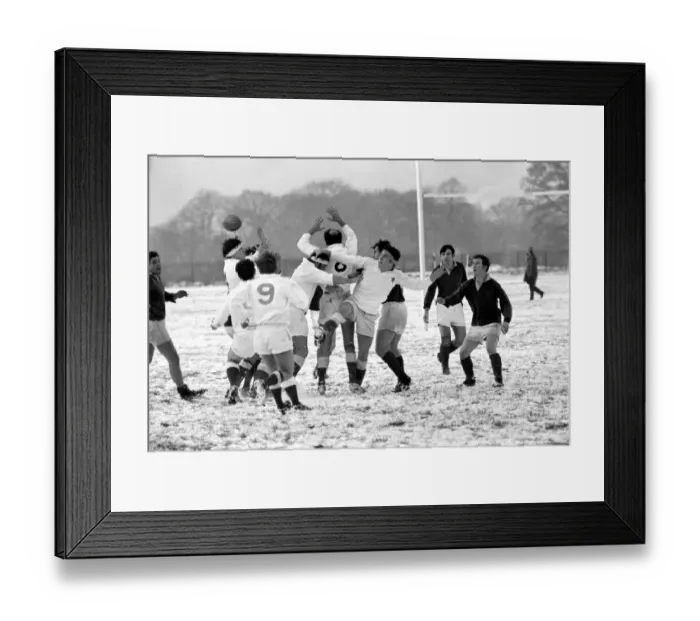 Framed Print : Sport. Rugby Union. Action in the snow. November 1969 Z11471-004 Framed Print : Sport. Rugby Union. Action in the snow. November 1969 Z11471-004
