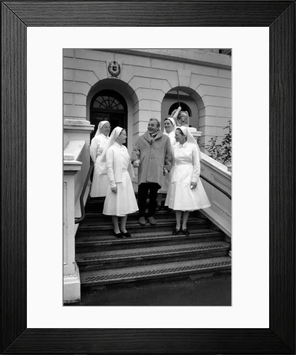 Framed Print : Entertainment Television: Actor Patrick Wymark victor in many a boardroom battle as Sir Framed Print : Entertainment Television: Actor Patrick Wymark victor in many a boardroom battle as Sir