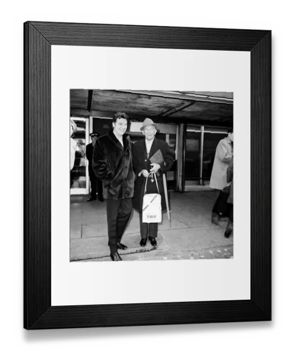 Framed Print : Entertainment Comedy: American comedian George Burns arrived at Heathrow Airport today to