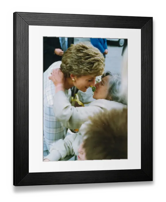Framed Print : Princess Diana, the Princess of Wales visit to the North East of England Framed Print : Princess Diana, the Princess of Wales visit to the North East of England