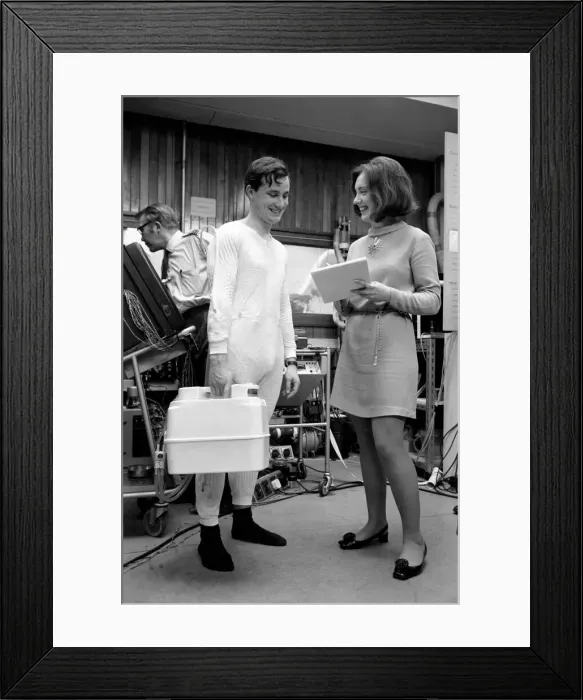 Framed Print : There was a photocall at the £1 / 4-million climatic chamber at the Institute of Framed Print : There was a photocall at the £1 / 4-million climatic chamber at the Institute of