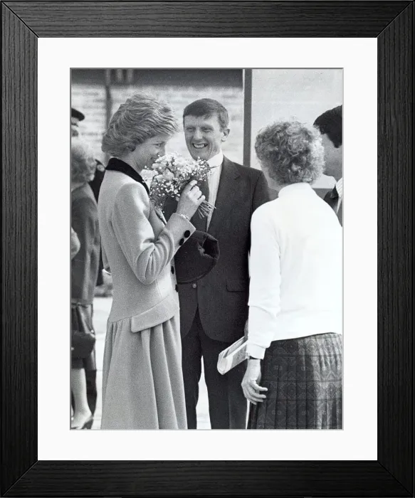 Framed Print : Princess Diana the Princess of Wales. (North East visits) Framed Print : Princess Diana the Princess of Wales. (North East visits)
