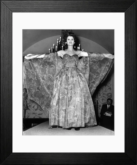 Framed Print : Fashion 1960s: British Fashion for Spring 1961, a show by Apparel Framed Print : Fashion 1960s: British Fashion for Spring 1961, a show by Apparel
