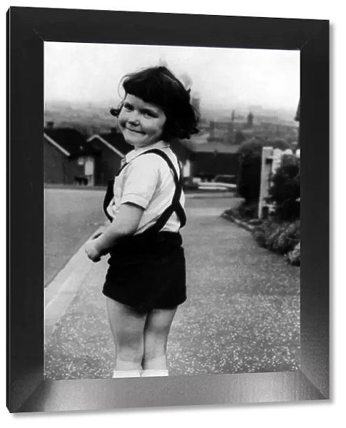 Five-year-old Linda Burnett wearing her hot pants. May 1971 P017322