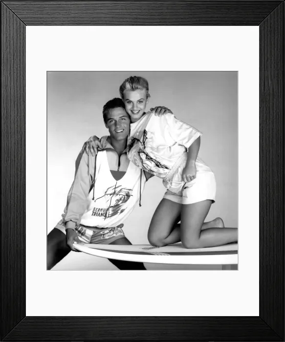 Framed Print : Fashion - Beachwear: Short steps to summer. Get smart with the Bermuda sporty look Framed Print : Fashion - Beachwear: Short steps to summer. Get smart with the Bermuda sporty look