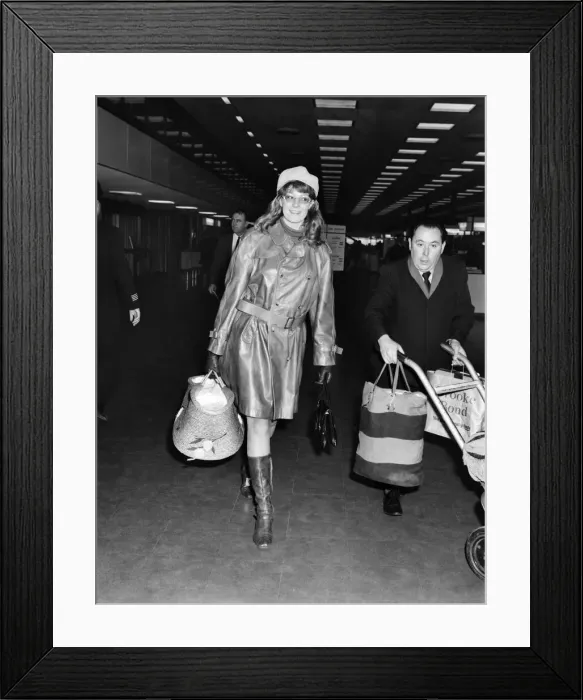 Framed Print : Entertainment. Film. Actress Vanessa Redgrave left Heathrow Airport to fly to Madrid to Framed Print : Entertainment. Film. Actress Vanessa Redgrave left Heathrow Airport to fly to Madrid to