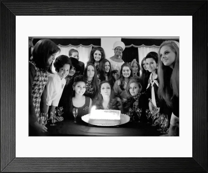 Framed Print : Miss Australia, Stefane Meurer (20) held her 21st birthday party today at the Waldorf