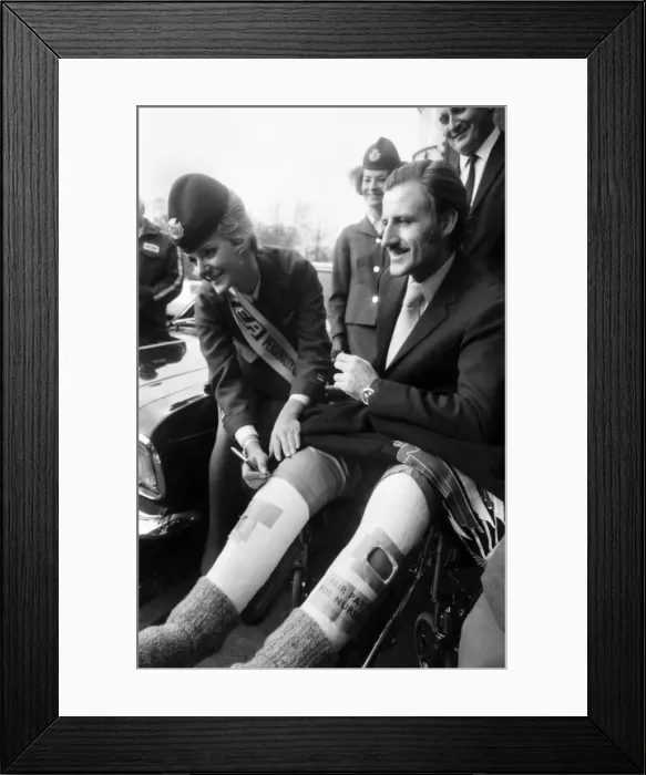 Framed Print : BEAs Personality Girl, Heathrow Airport stewardess Heather Angus (21 Framed Print : BEAs Personality Girl, Heathrow Airport stewardess Heather Angus (21