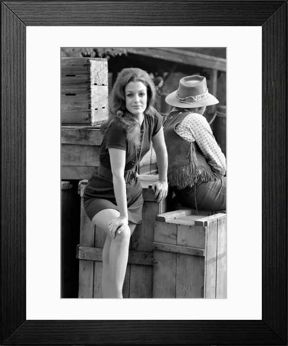 Framed Print : Judy Brown (25) of Hollywood hills. December 1969 Z12353-005