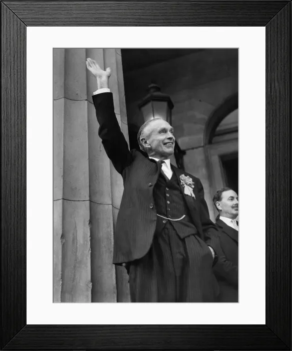 Framed Print : Prime Minister Sir Alec Douglas Home waving to the crowd after his victory at Perth Framed Print : Prime Minister Sir Alec Douglas Home waving to the crowd after his victory at Perth