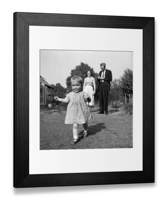 Framed Print : Baby attacked by Jackdaw. Christine Ryder (14 months) who was attacked by a Jackdaw