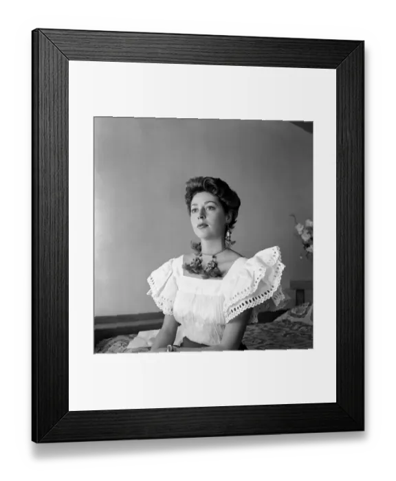 Framed Print : 27 year old French film actress Anne Vernon, photographed in her Savoy river suite Framed Print : 27 year old French film actress Anne Vernon, photographed in her Savoy river suite