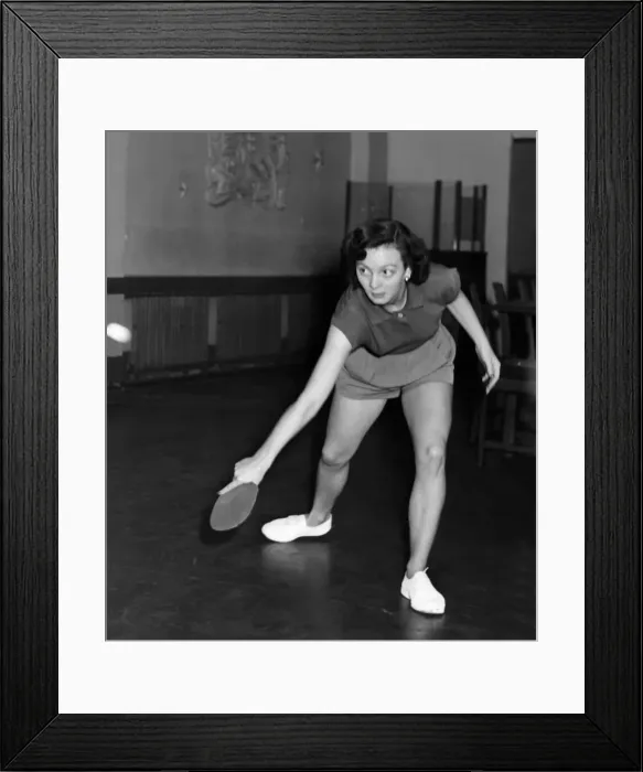 Framed Print : Miss Rosalind Rowe of Middlesex, the present holder of the womens Framed Print : Miss Rosalind Rowe of Middlesex, the present holder of the womens