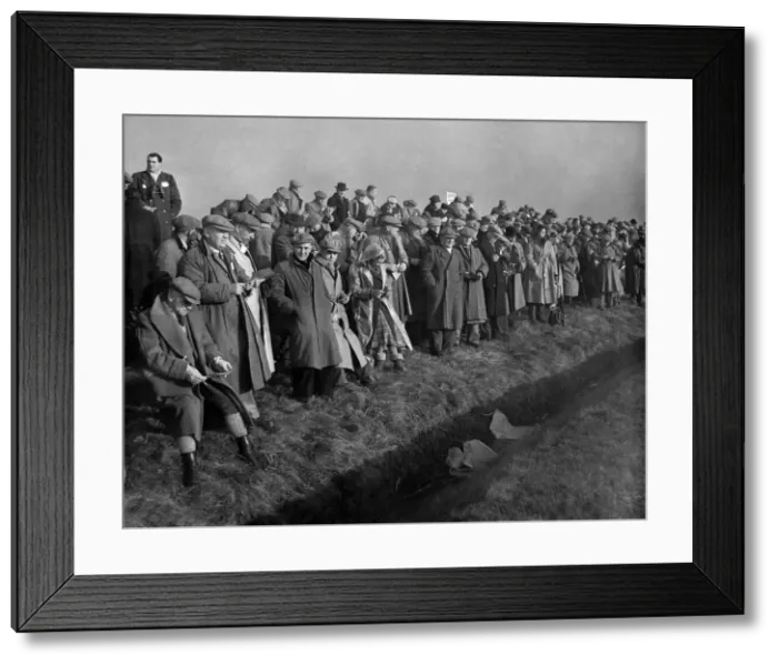Framed Print : Waterloo Cup. Crowd watching the coursing. February 1953 P011387 Framed Print : Waterloo Cup. Crowd watching the coursing. February 1953 P011387