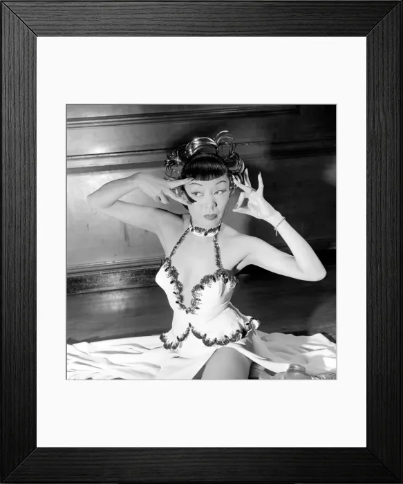 Framed Print : Entertainment Dance. Miss Jadin Wong is a Chinese dancer now playing at the Savoy Hotel Framed Print : Entertainment Dance. Miss Jadin Wong is a Chinese dancer now playing at the Savoy Hotel