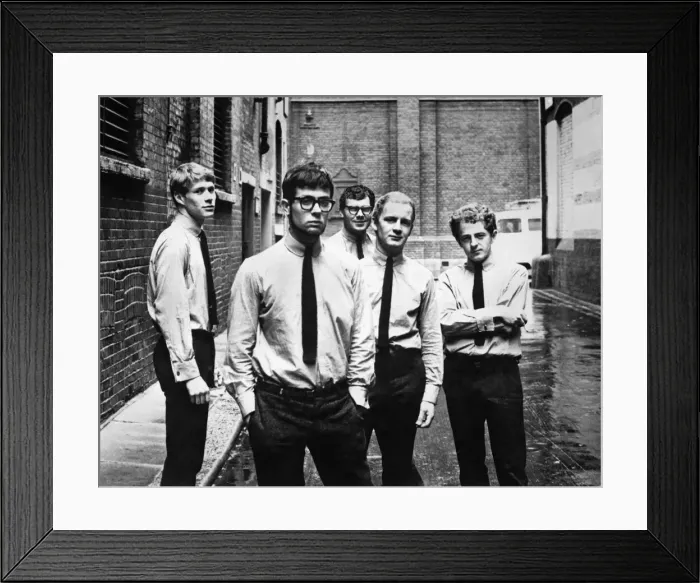 Framed Print : Manfred Mann Group. Manfred Mann second from left. Circa 1965 P011314 Framed Print : Manfred Mann Group. Manfred Mann second from left. Circa 1965 P011314