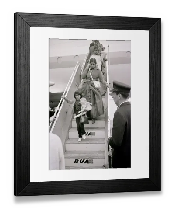 Framed Print : Immigrants arriving at Gatwick airport from Nairobi in Kenya Framed Print : Immigrants arriving at Gatwick airport from Nairobi in Kenya