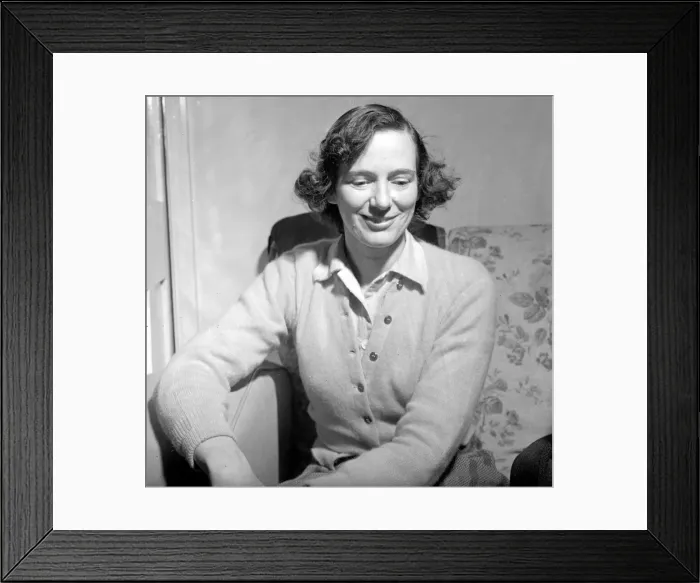 Framed Print : Mrs Ann Burns seen here at her Farnborough cottage who risk her life forty times during Framed Print : Mrs Ann Burns seen here at her Farnborough cottage who risk her life forty times during