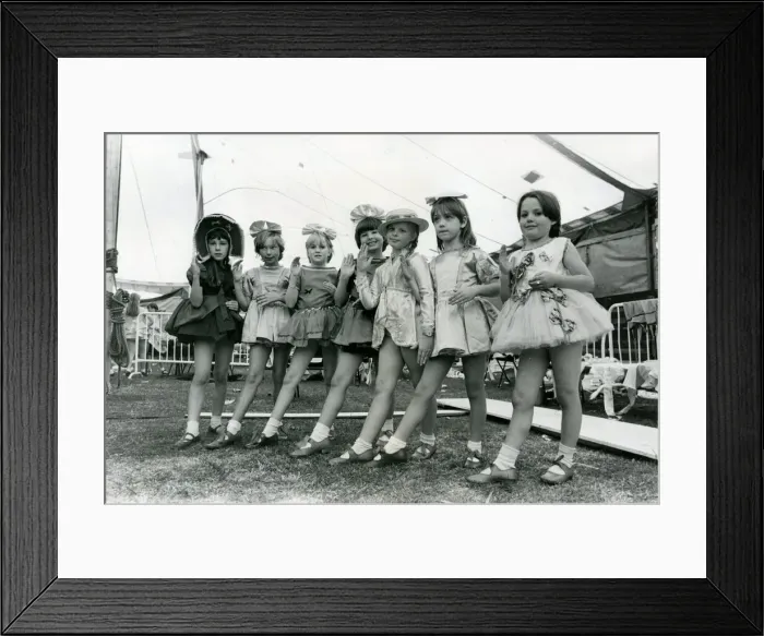 Framed Print : Dance troupe Young Idea and Tiny Tots go through their paces at the Tynesdie Summer